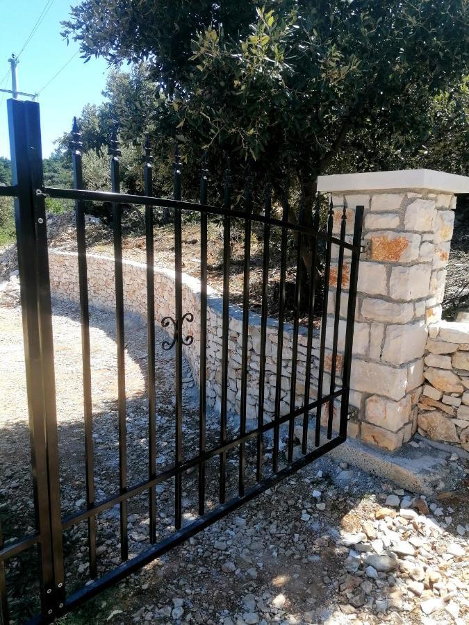 Secluded Holiday Home Heritage بوستيرا المظهر الخارجي الصورة
