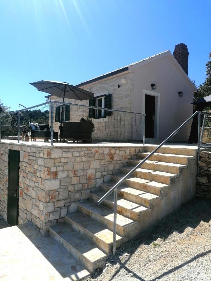 Secluded Holiday Home Heritage بوستيرا المظهر الخارجي الصورة